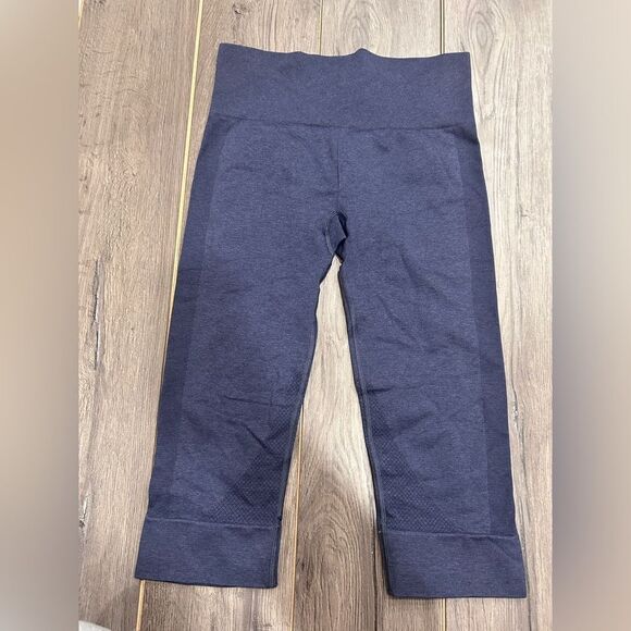 Lululemon Crop Legging 17” - Picture 1 of 3